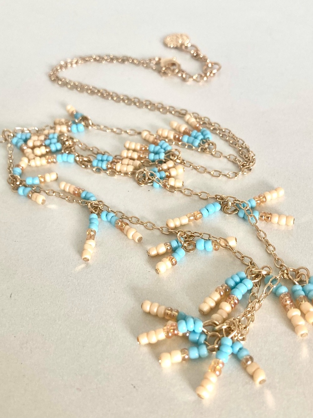 Jessica Simpson Gold-Tone preloved Necklace Turquoise Cream tone Bead Tassels - Picture 3 of 9